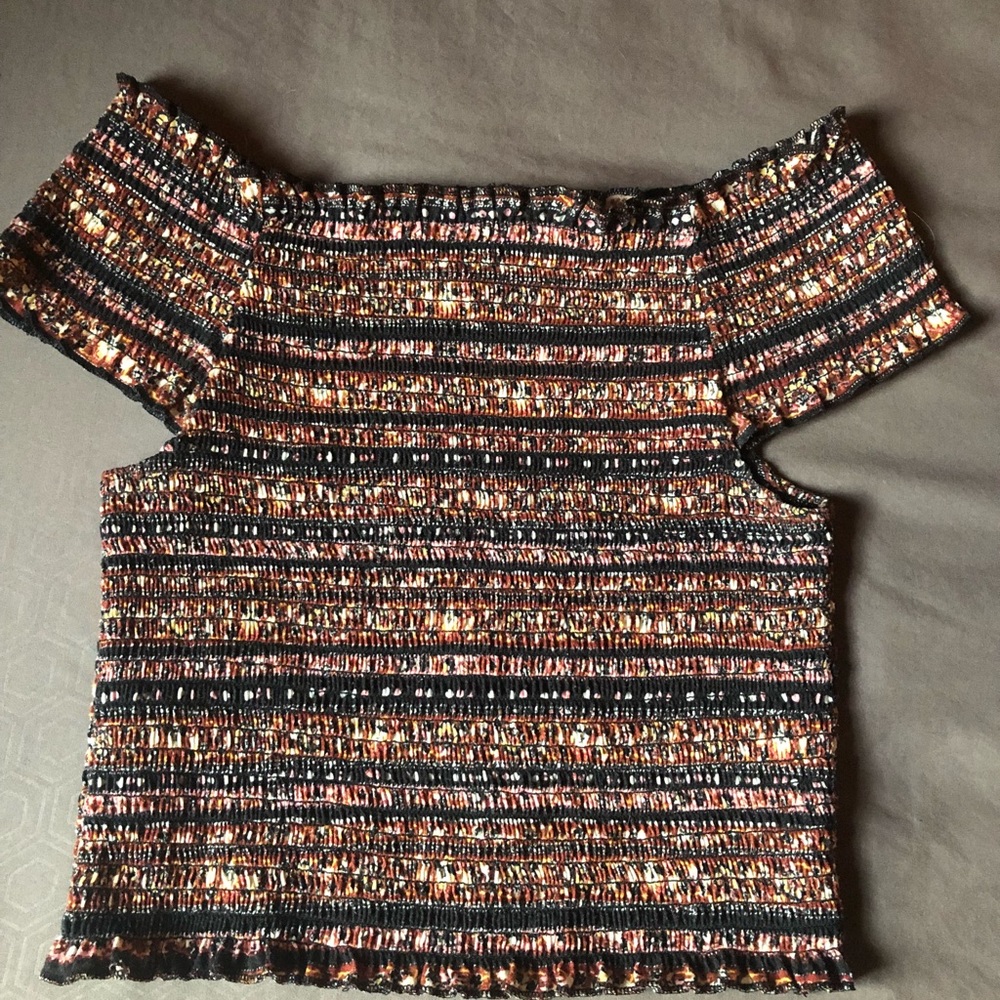 Crop top